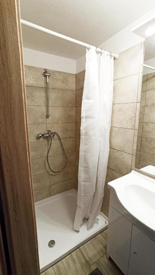 Апартаменты Apartma Montemoro Анкаран Экстерьер фото