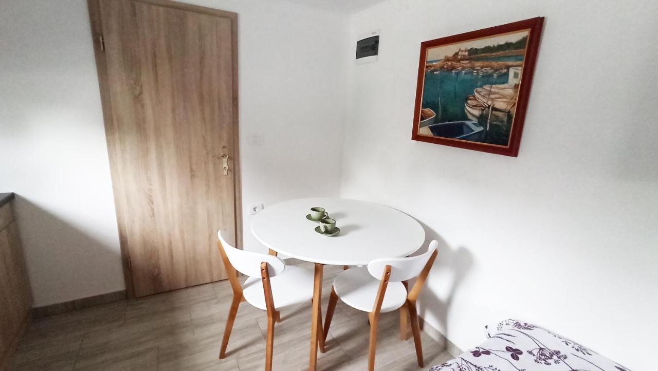 Апартаменты Apartma Montemoro Анкаран Экстерьер фото