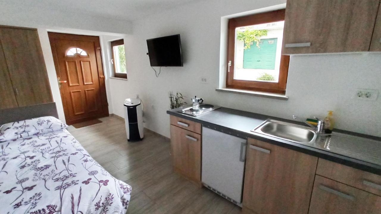 Апартаменты Apartma Montemoro Анкаран Экстерьер фото